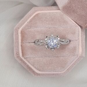 Vintage-Inspired Floral Halo Diamond Ring in White Gold